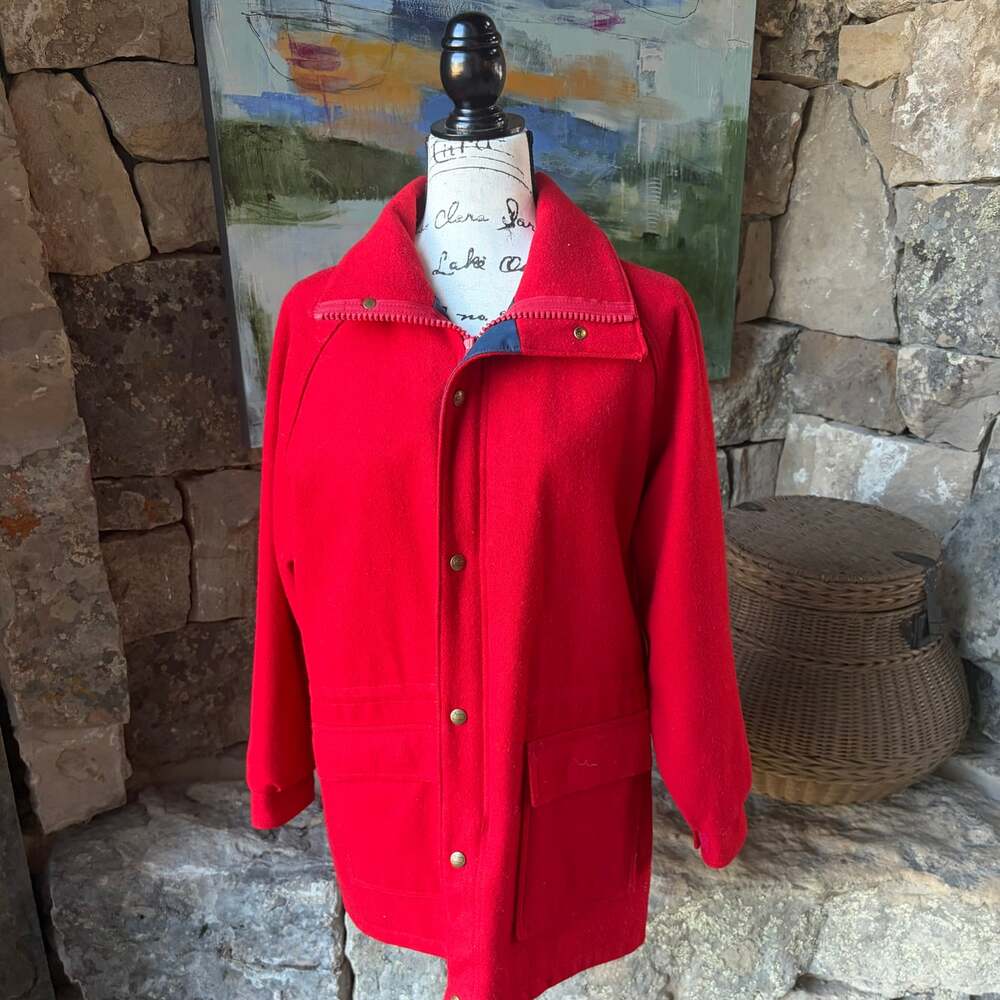 Vintage Woolrich Woman Red Wool Coat Jacket Size L Made USA Snap Front Preppy